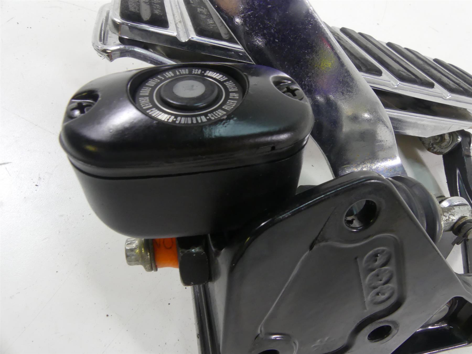 2004 Harley Softail FLSTFI Fat Boy Floorboard Brake Pedal Set - Read 50710-04 {{ shop.shopifyCountryName }} - Mototech271