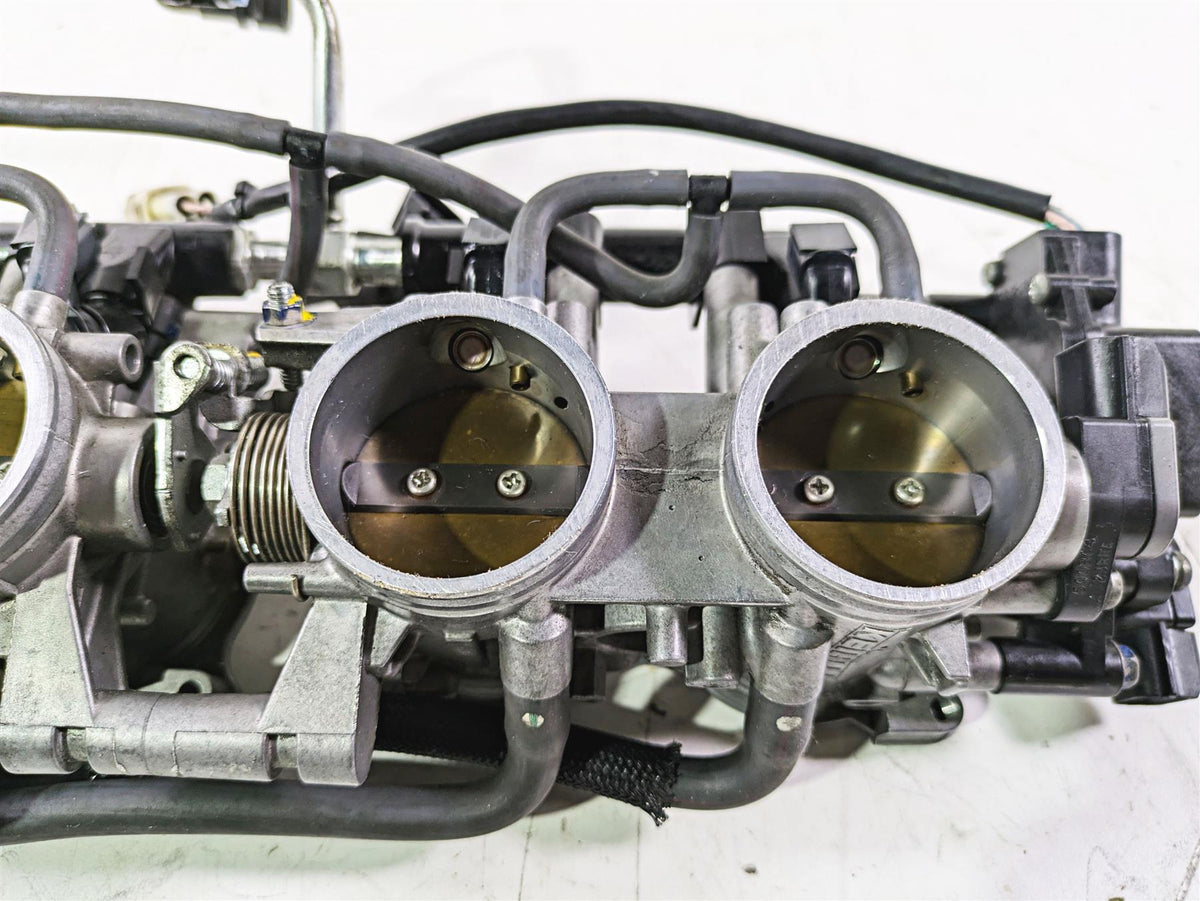 2016 Suzuki GSXR1000 Keihin Throttle Body Bodies Fuel Injection 13406-47H40 {{ shop.shopifyCountryName }} - Mototech271