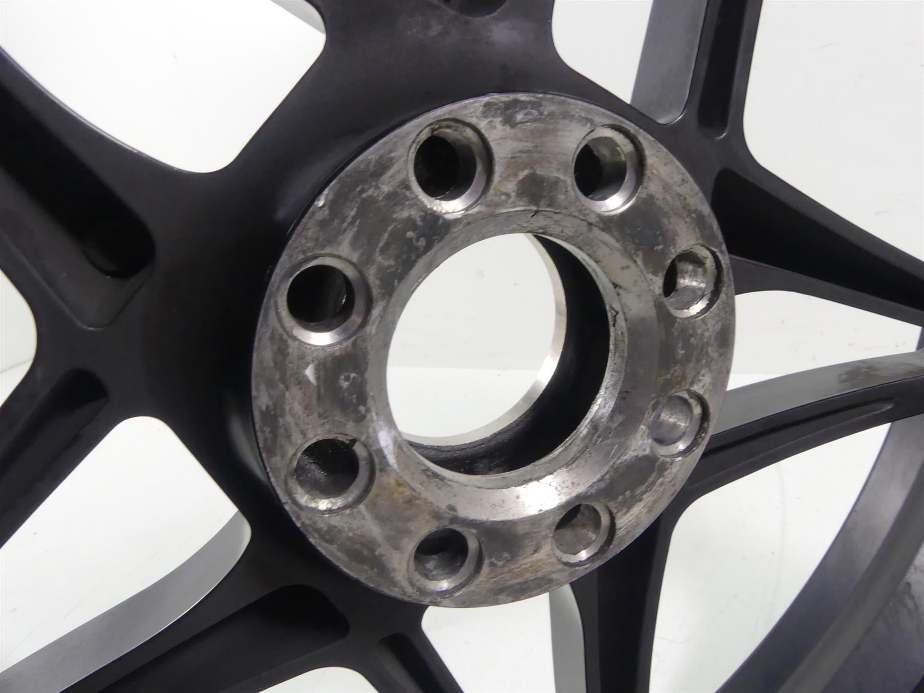 2012 Mv Agusta Brutale 1090 R Straight Rear Wheel Rim Rim 17x6 80B0B3098 {{ shop.shopifyCountryName }} - Mototech271