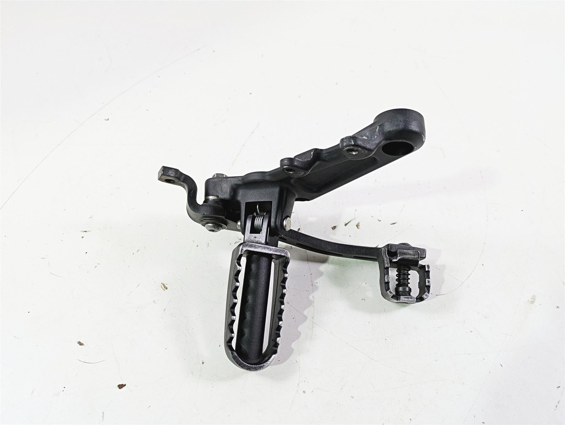 2022 Harley RA1250 S Pan America Right Rider Footpeg & Brake Pedal 50501785 {{ shop.shopifyCountryName }} - Mototech271
