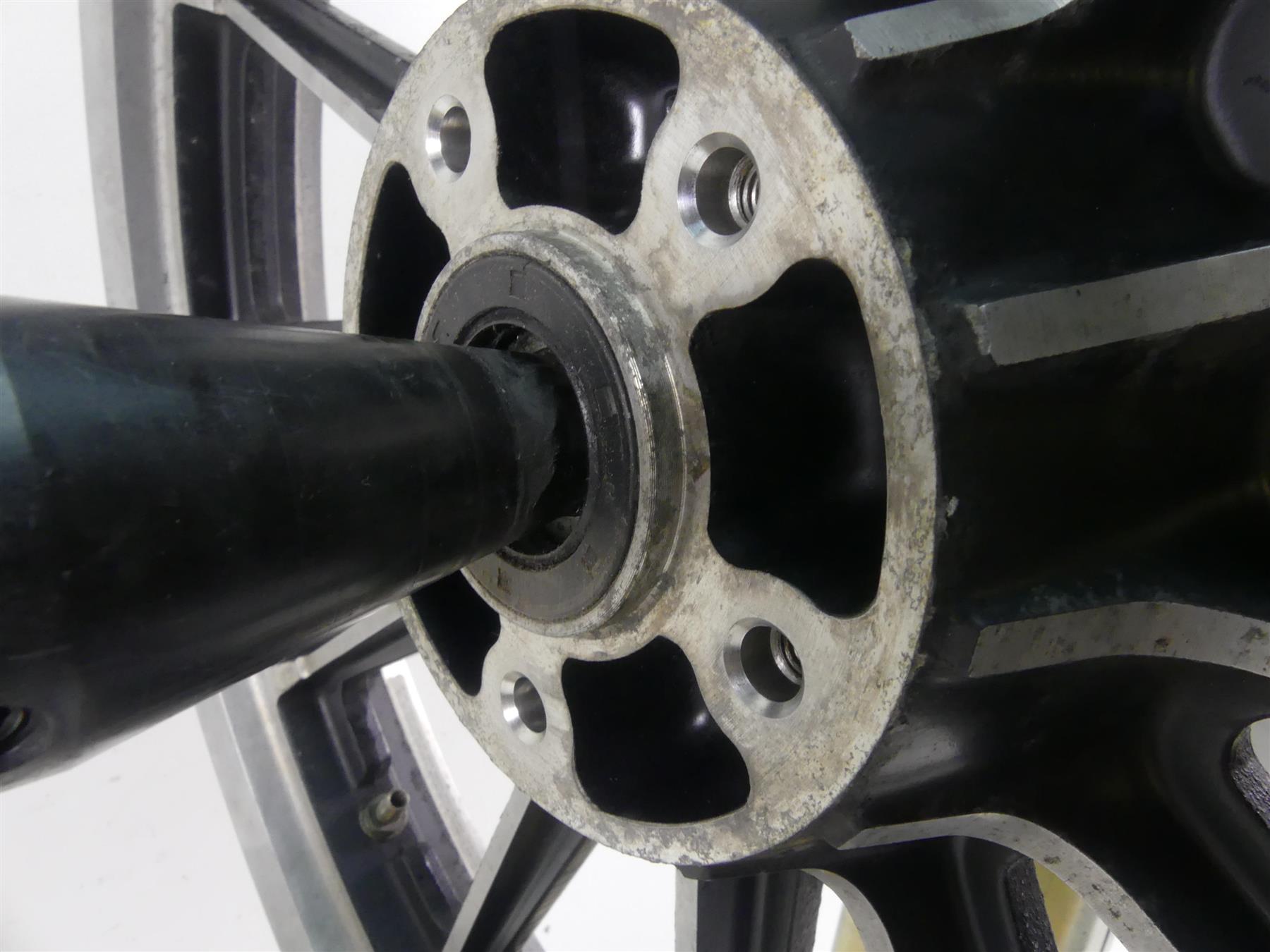 1999 Harley Dyna FXDS Convertible Straight Front 13 Spoke Wheel 19x2.15 43499-96 {{ shop.shopifyCountryName }} - Mototech271