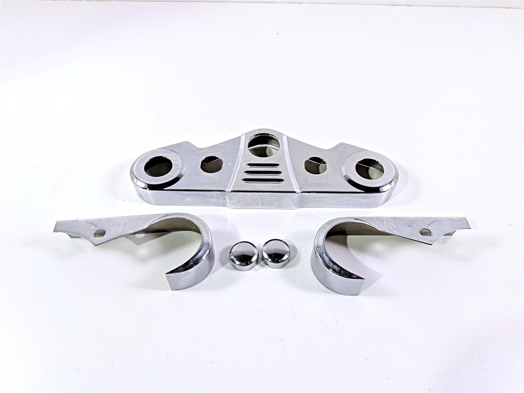 2003 Honda V-Twin VTX1800 C Kuryakyn Chrome Tripple Tree Cover Set 8681 {{ shop.shopifyCountryName }} - Mototech271