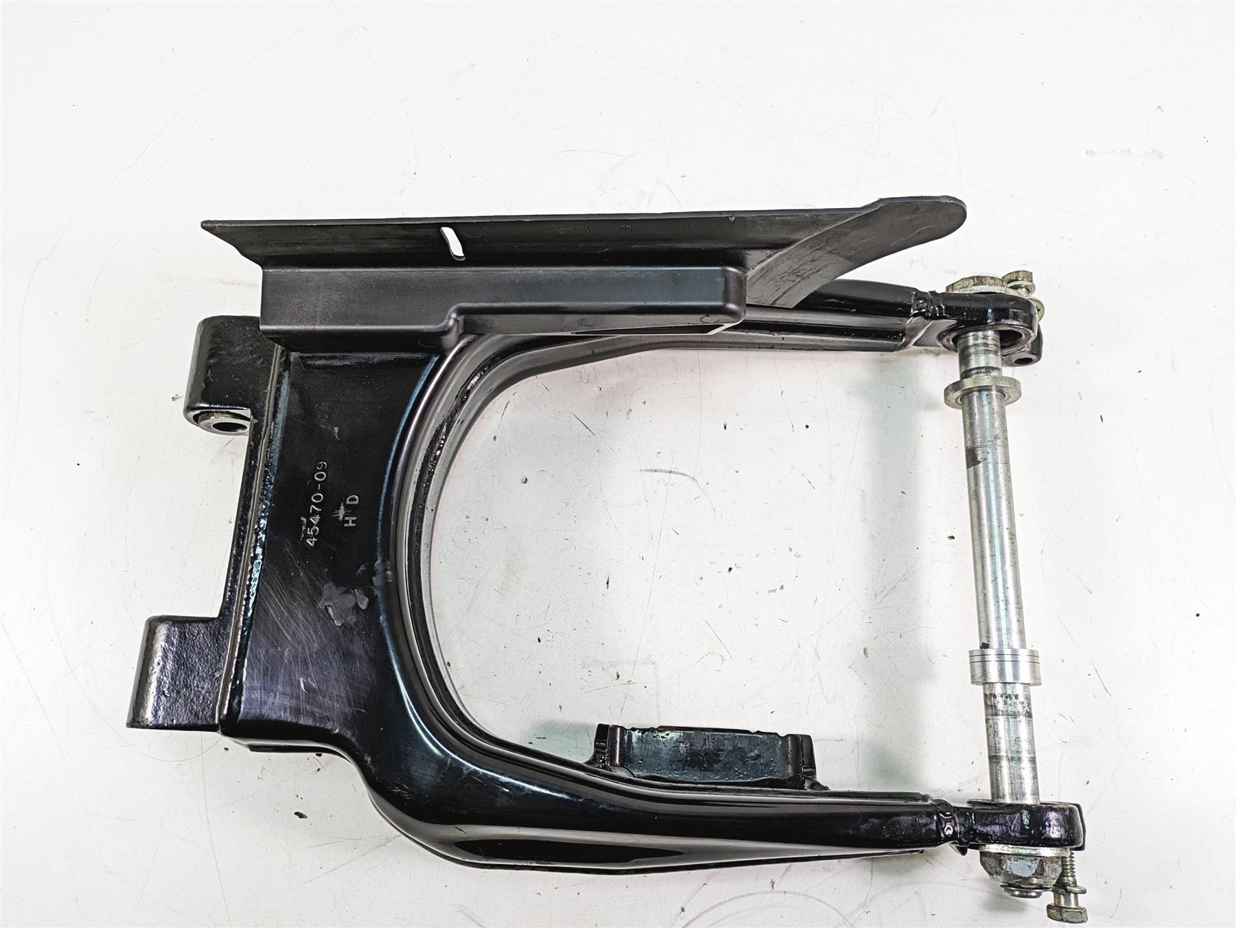 2011 Harley Touring FLHR Road King Swingarm Swing Arm 25mm Axle 47549-09A {{ shop.shopifyCountryName }} - Mototech271