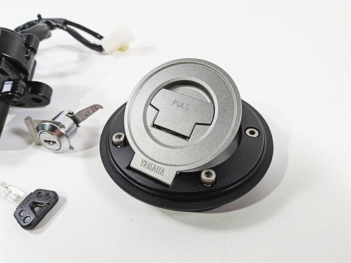 2025 Yamaha YZF R7 Ignition Switch Key Set Gas Cap Seat Lock BEB-82501-01-00 {{ shop.shopifyCountryName }} - Mototech271