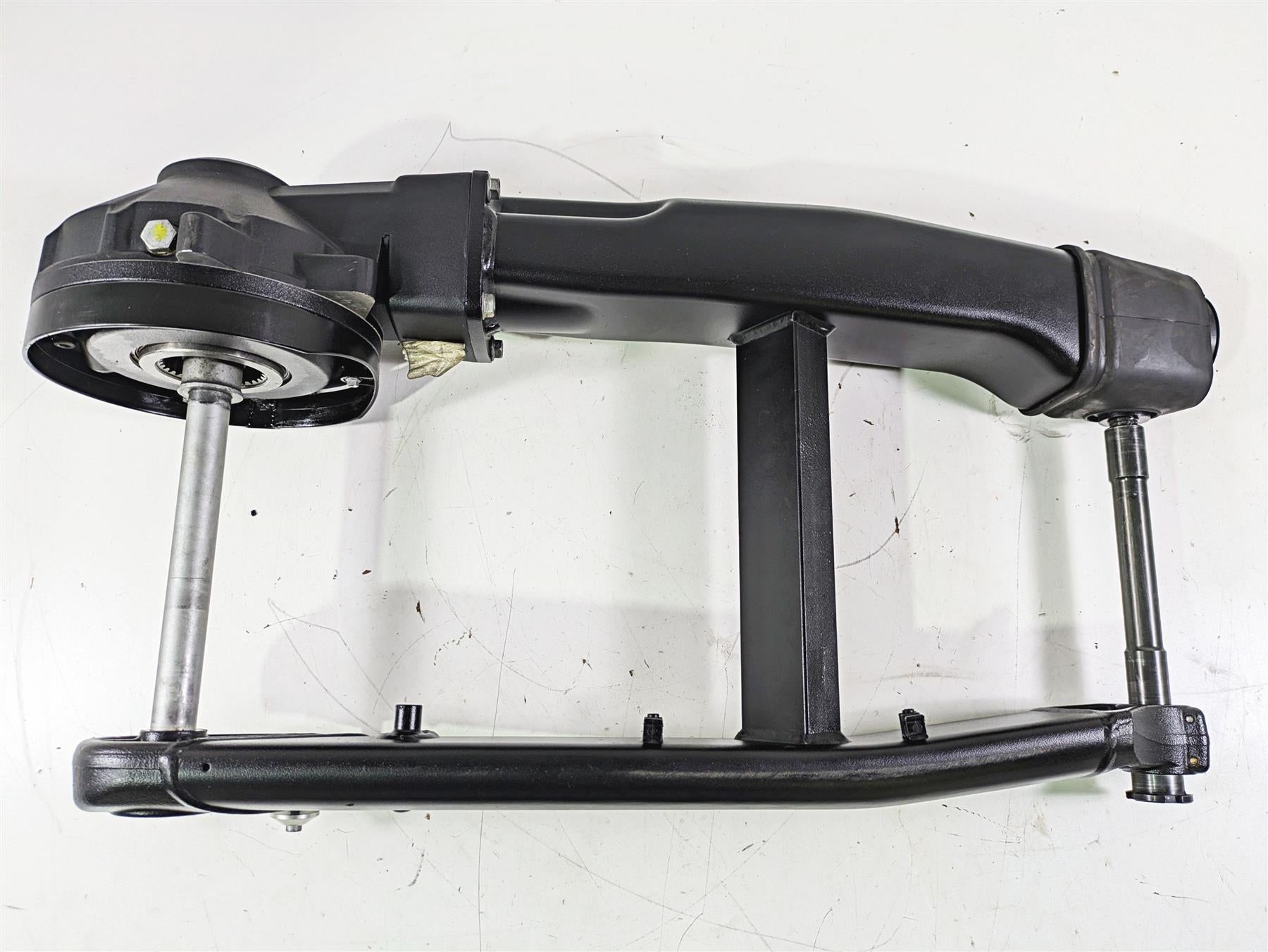 2014 Moto Guzzi California 1400 Touring Swingarm Differential Drive Shaft 887300 {{ shop.shopifyCountryName }} - Mototech271