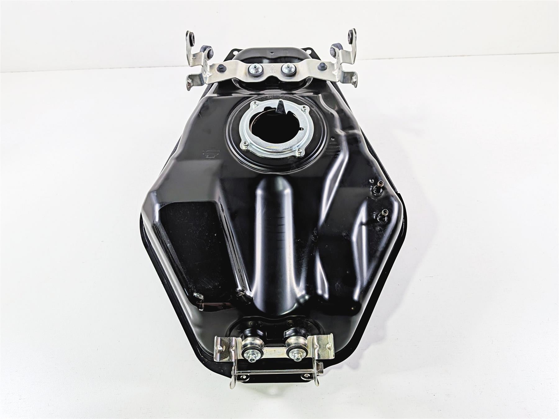 2025 Yamaha YZF R7 Nice Fuel Gas Petrol Tank - Clean - No Dents BEB-24110-00-00 {{ shop.shopifyCountryName }} - Mototech271