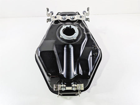 2025 Yamaha YZF R7 Nice Fuel Gas Petrol Tank - Clean - No Dents BEB-24110-00-00 {{ shop.shopifyCountryName }} - Mototech271