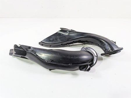 2018 Aprilia RSV4 RR Air Intake Scoop Ram Set 2B001921 858818 2B001922 858907 {{ shop.shopifyCountryName }} - Mototech271