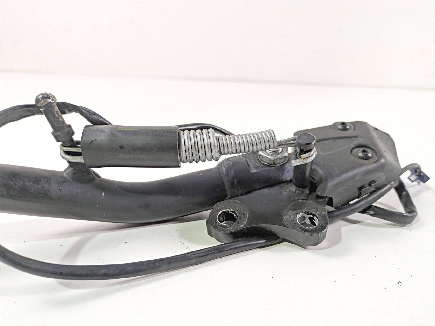 2017 Aprilia RSV 1100 Tuono V4 Factory Side Kickstand & Safety Switch 2B003283 {{ shop.shopifyCountryName }} - Mototech271