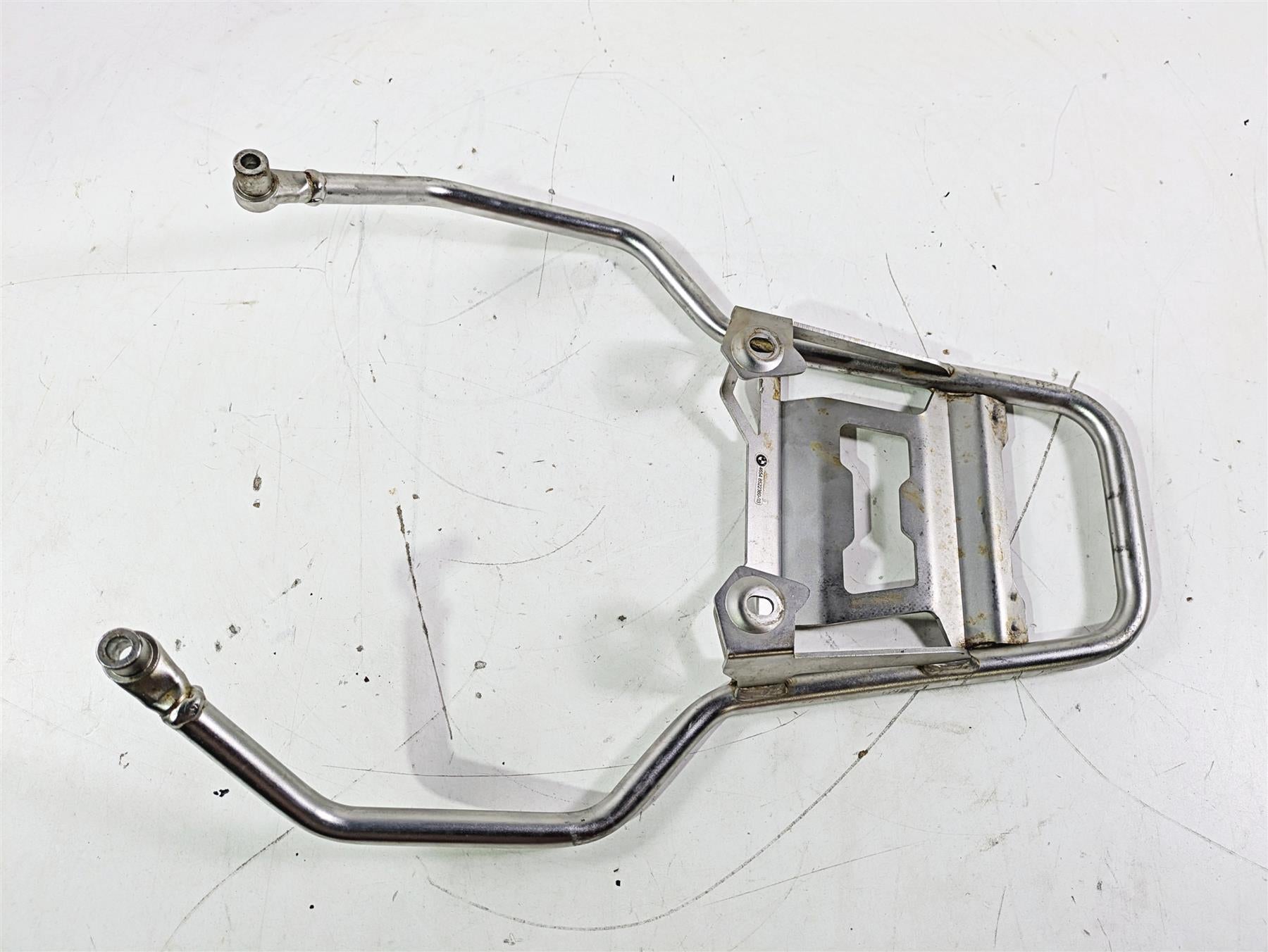 2015 BMW R1200GS Adv K51 Rear Luggage Grid Hand Grab 46548522360 {{ shop.shopifyCountryName }} - Mototech271