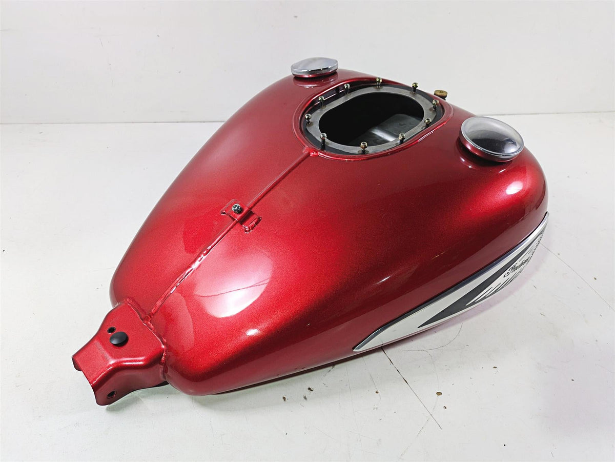 2019 Indian Chieftain Limited Ruby Red Fuel Gas Petrol Tank -Great Shape 1021997 {{ shop.shopifyCountryName }} - Mototech271