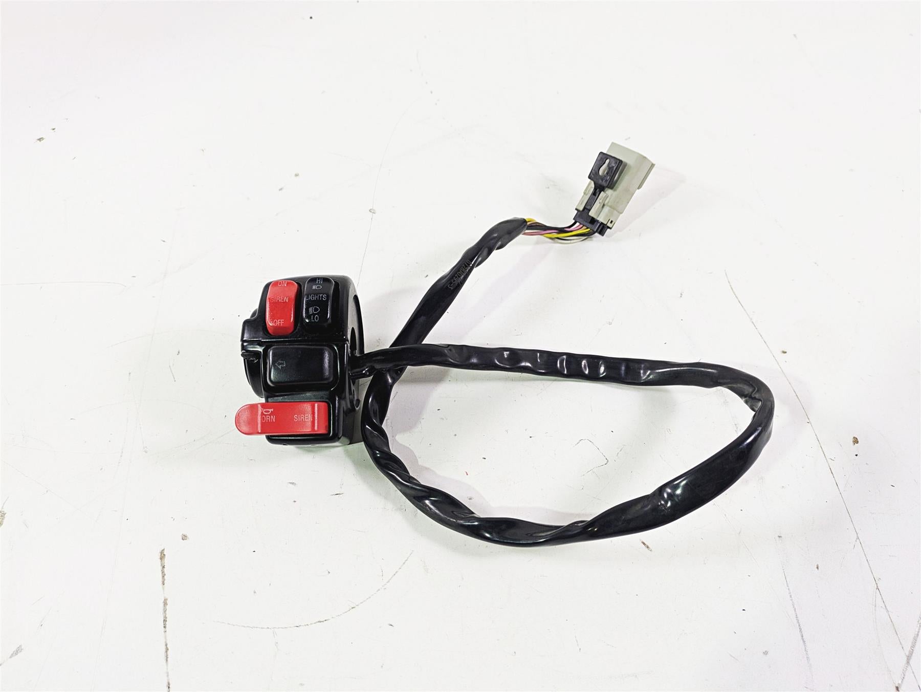 2008 Harley Touring FLHTP Electra Glide Left Hand Lights Control Switch 70361-96 {{ shop.shopifyCountryName }} - Mototech271