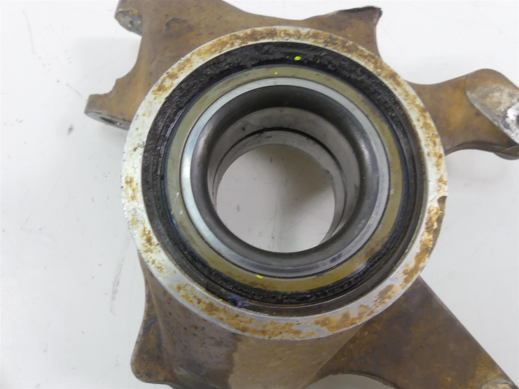 2020 Can Am Maverick X3 XMR Turbo RR Front Right Wheel Spindle Knuckle 706202760 {{ shop.shopifyCountryName }} - Mototech271