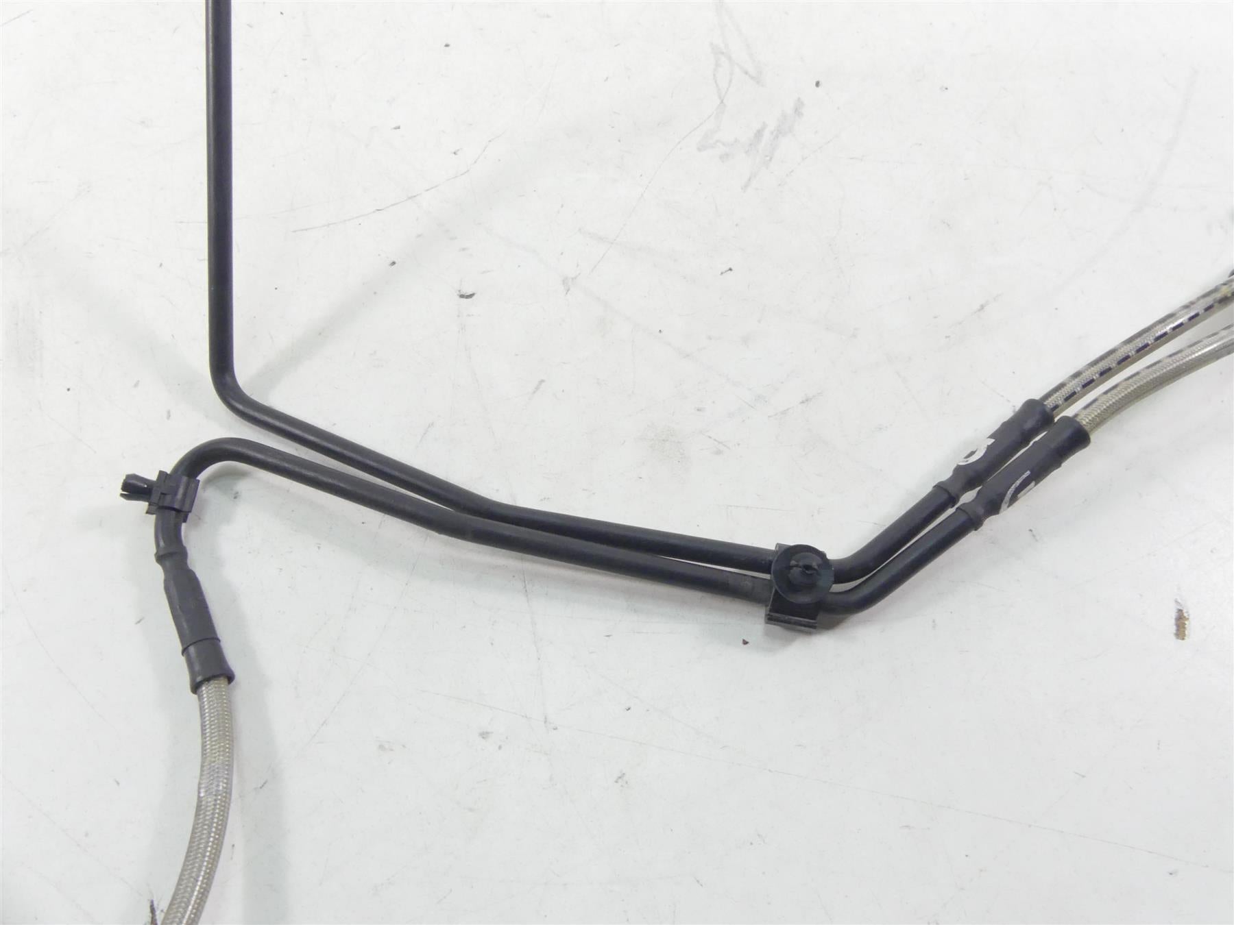 2017 BMW R1200GS GSW K50 Rear Abs Brake Line Set 34328526554 34328526555 {{ shop.shopifyCountryName }} - Mototech271