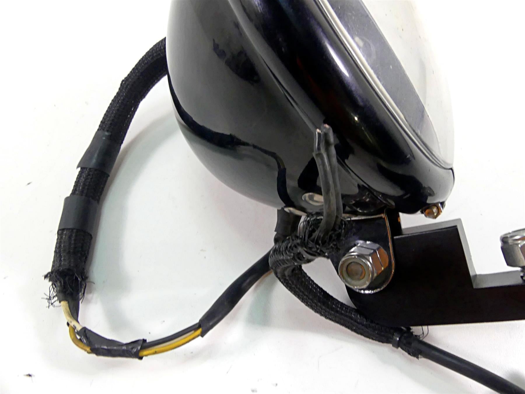 2014 Harley Dyna FXDB Street Bob Led Headlight & Moonsmc Bracket 69162-06A {{ shop.shopifyCountryName }} - Mototech271