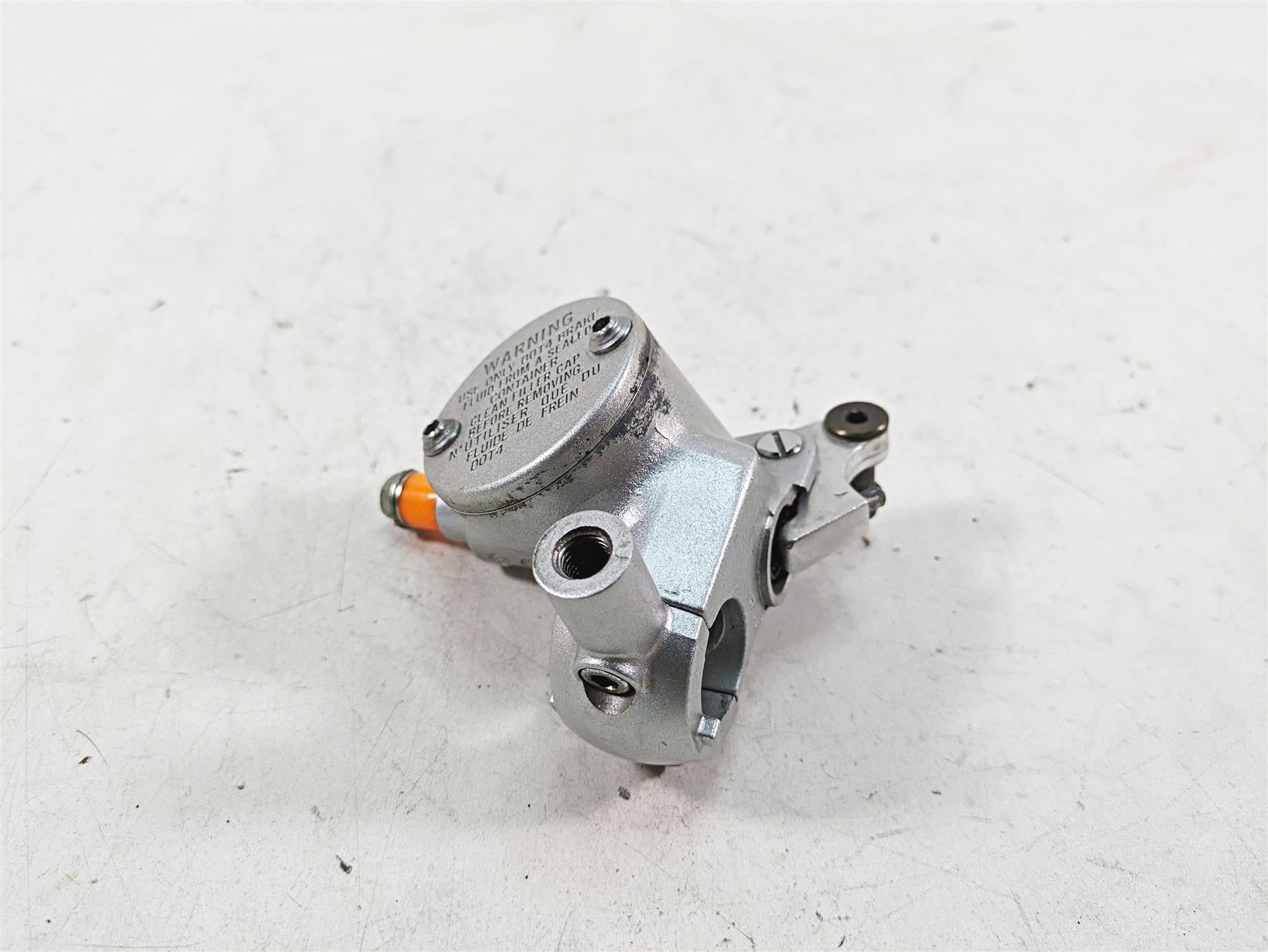 1997 Kawasaki VN1500 Vulcan Front Brake Master Cylinder 43015-1511 | Mototech271