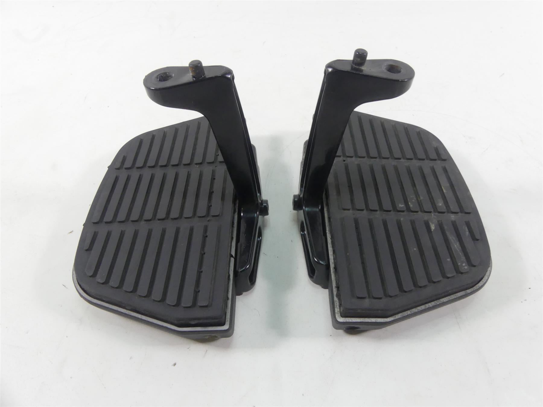 2001 Harley Touring FLHRCI Road King Rear Passenger Floor Board Set 52719-93B {{ shop.shopifyCountryName }} - Mototech271