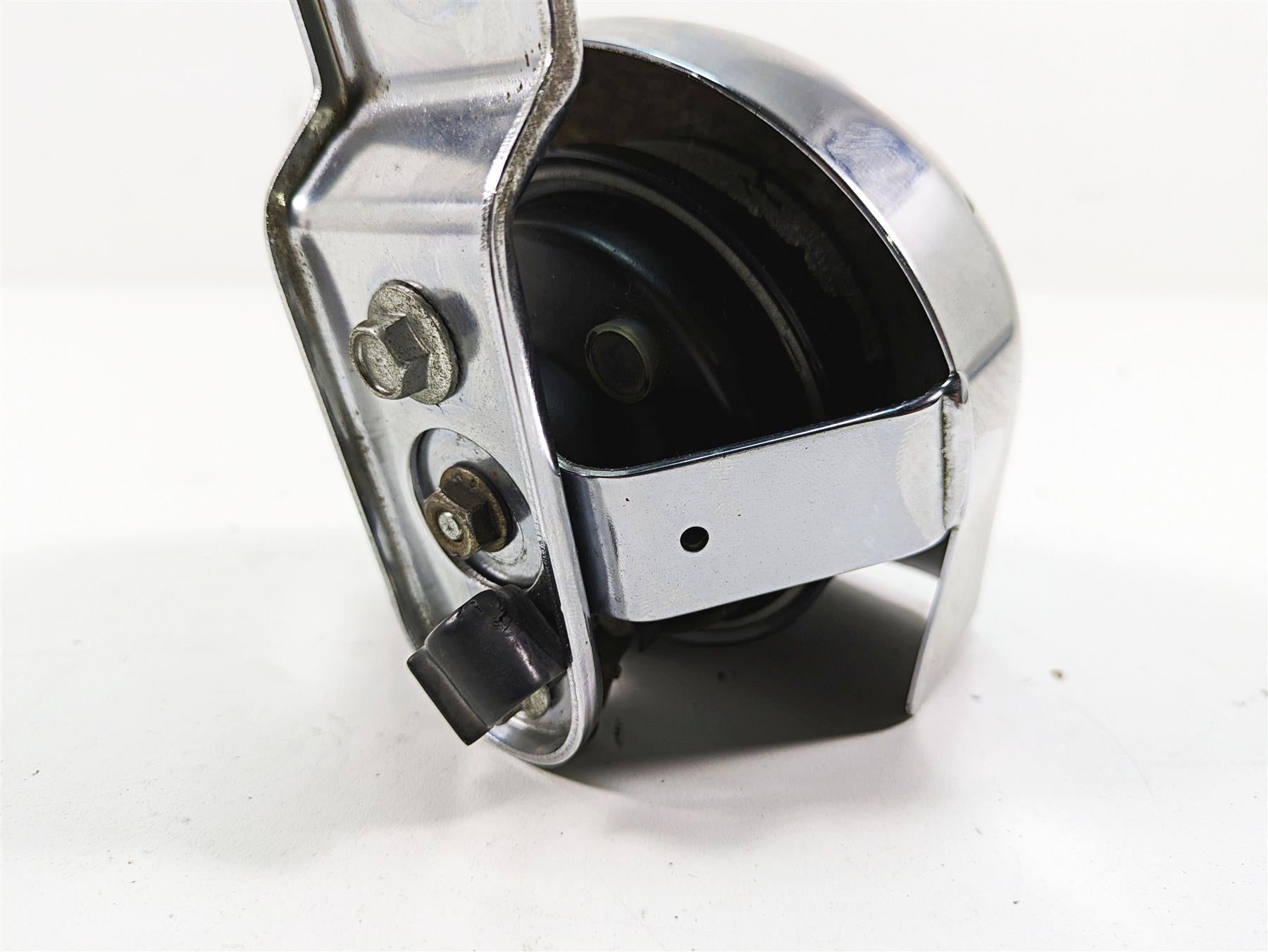 2006 Harley Sportster XL1200 Horn + Chrome Cover 61300478A {{ shop.shopifyCountryName }} - Mototech271