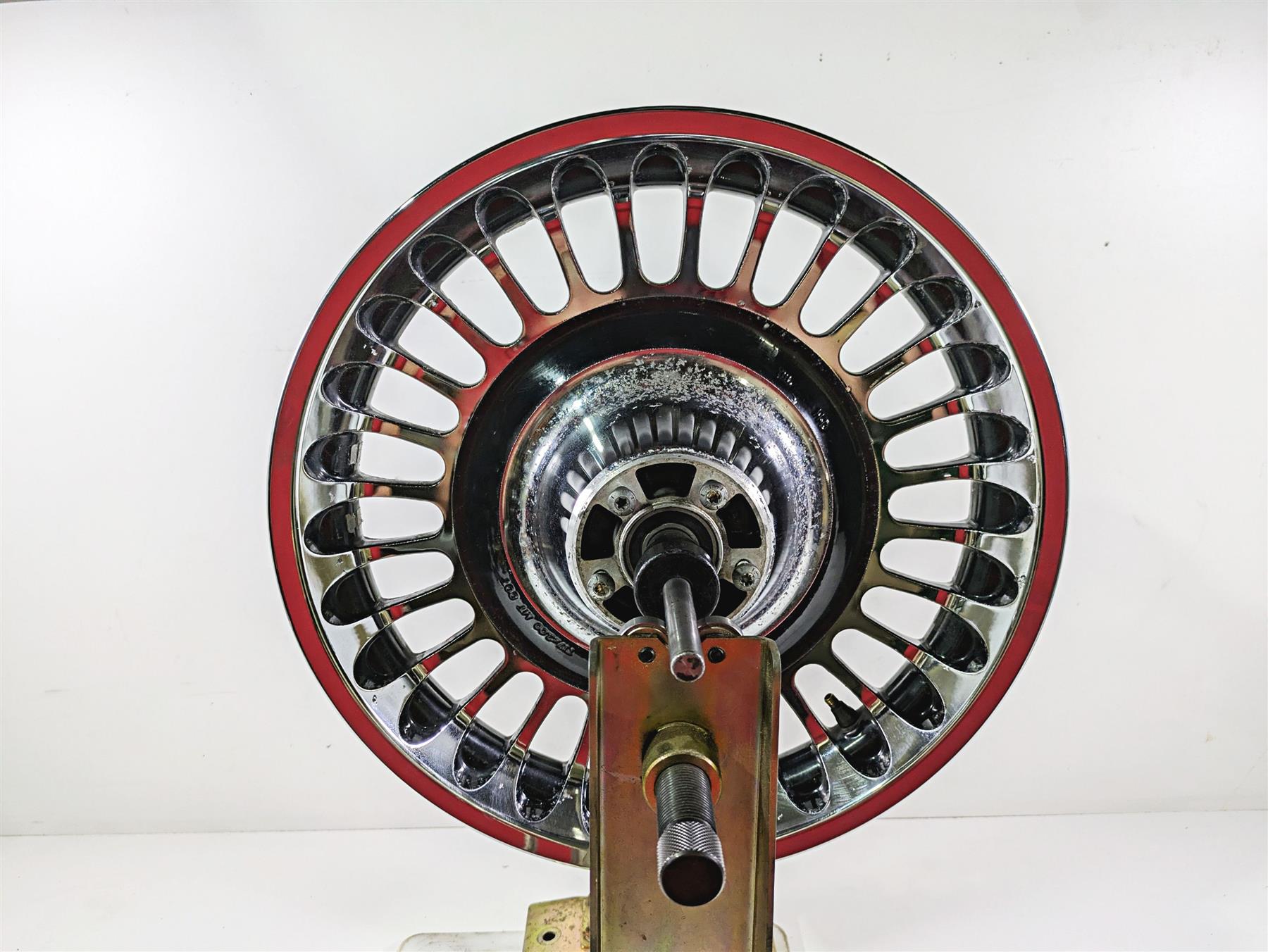 2010 Harley Touring FLHTK Electra Glide 17x3 Front Wheel Rim 42195-10 | Mototech271