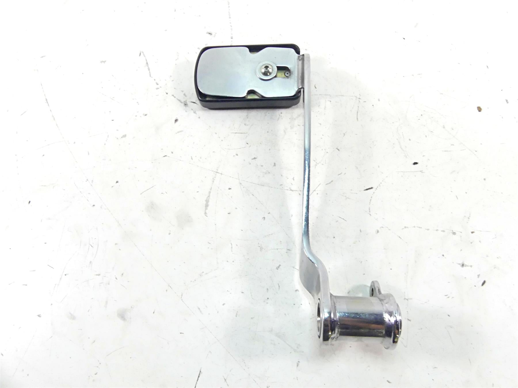 2002 Harley Touring FLHTC Electra Glide Rear Brake Pedal Lever 42407-02 {{ shop.shopifyCountryName }} - Mototech271