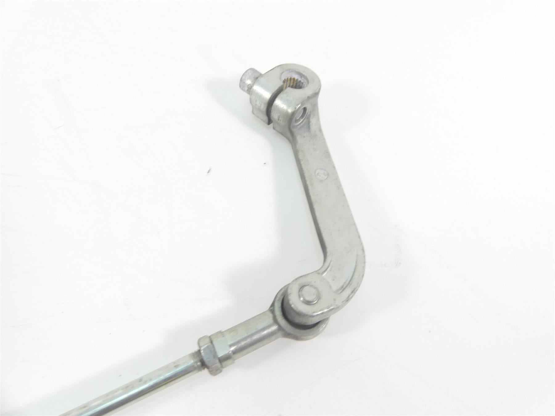 2018 Harley Softail FXFB Fat Bob Left Rider Footpeg Mount & Shifter FW 33600134 {{ shop.shopifyCountryName }} - Mototech271