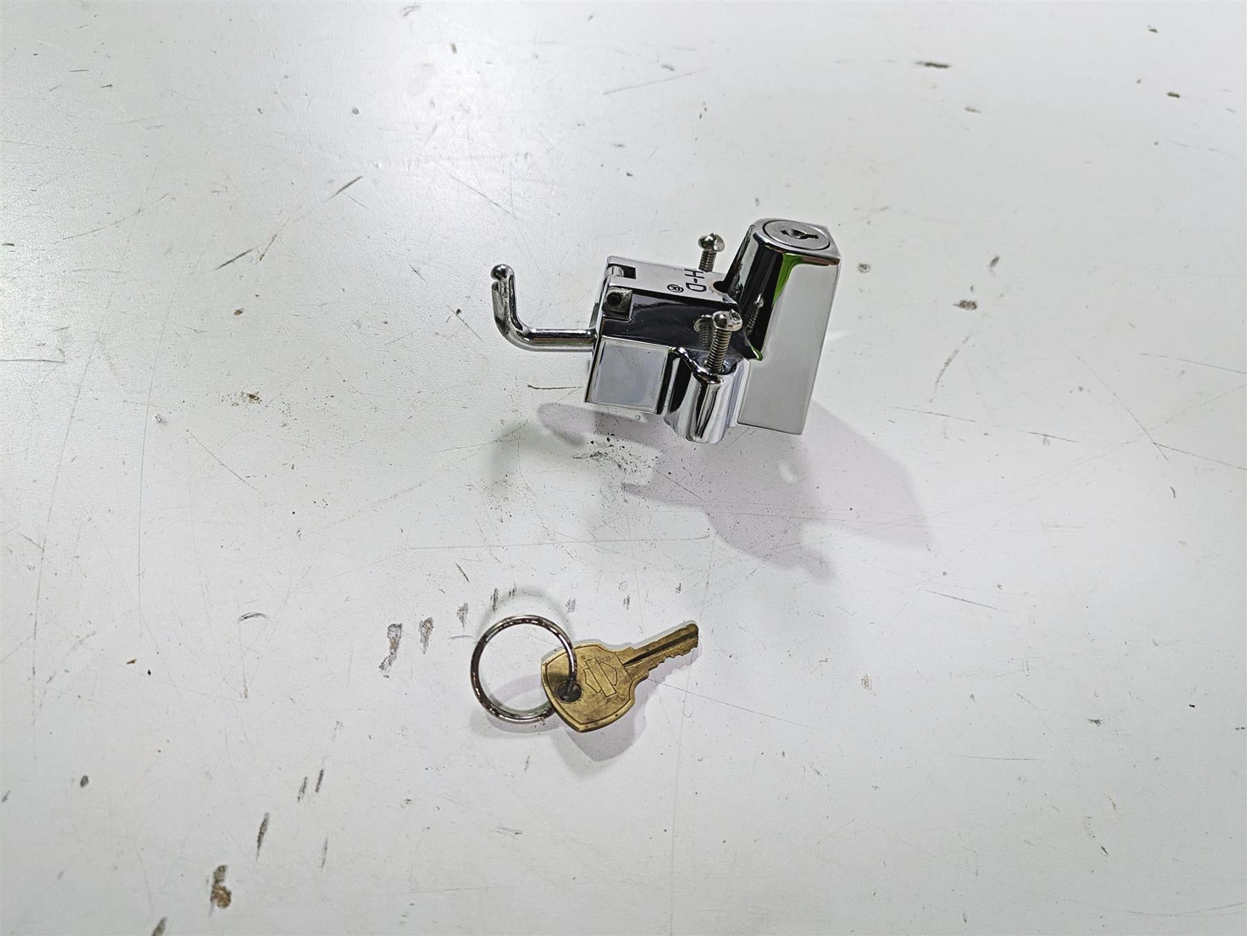 Harley Davidson Sportster Dyna Softail Touring Oem Chrome Helmet Lock 92800019 {{ shop.shopifyCountryName }} - Mototech271