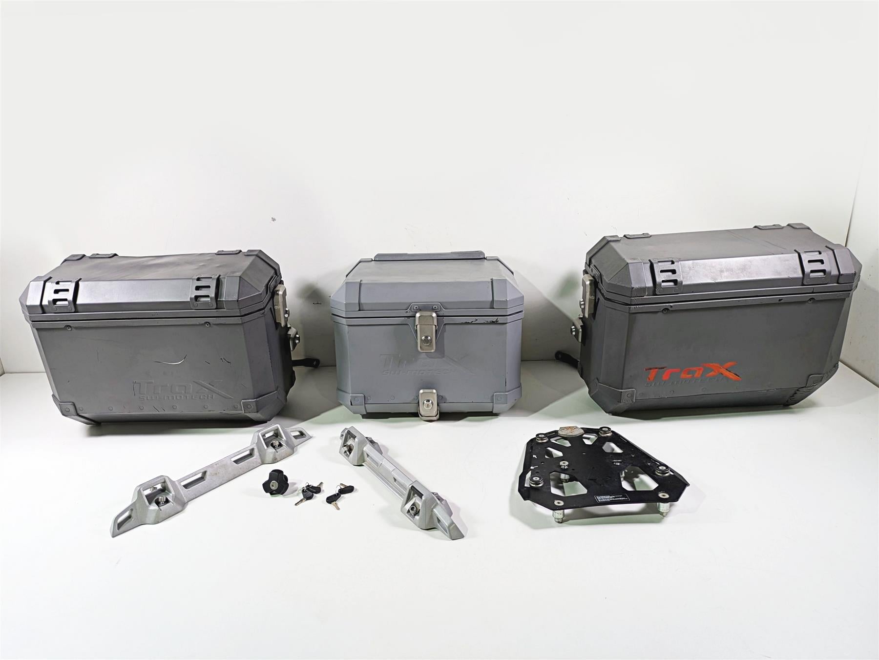 2015 Triumph Tiger Explorer XC SW-Motech Trax Saddlebag Hard Bag & Trunk Set | Mototech271