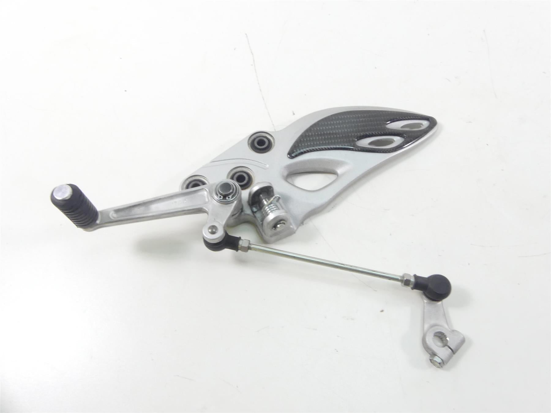 2020 Suzuki GSX1300 R Hayabusa Left Front Footpeg & Shifter Parts 43521-15H00 | Mototech271