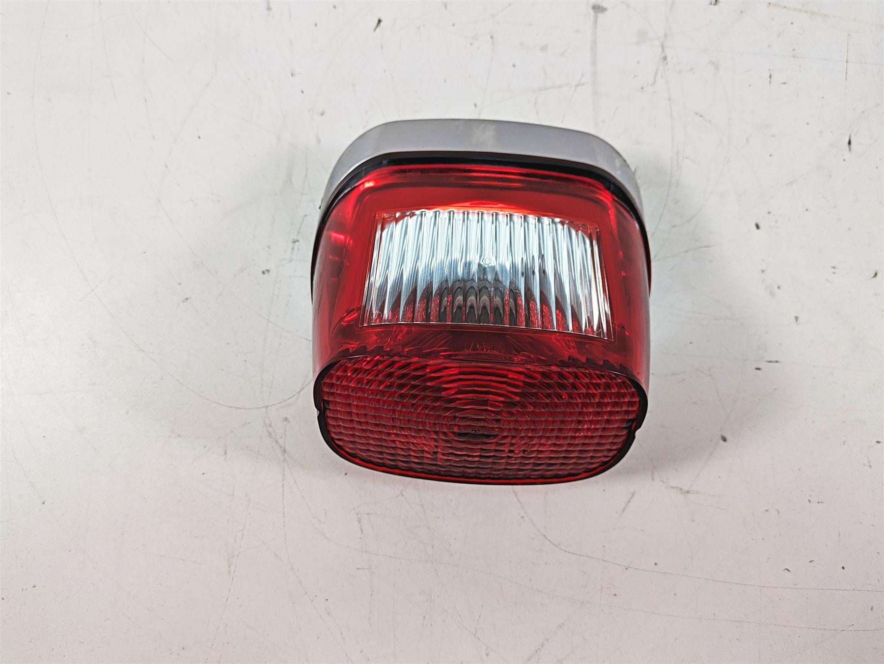 2013 Harley Softail FLSTC Heritage Classic Taillight Tail Light Lamp 68369-03 {{ shop.shopifyCountryName }} - Mototech271
