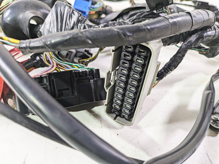 2002 Honda V-Twin VTX1800 C Main Wiring Harness Loom - No Cut 32100-MCH-6720 {{ shop.shopifyCountryName }} - Mototech271