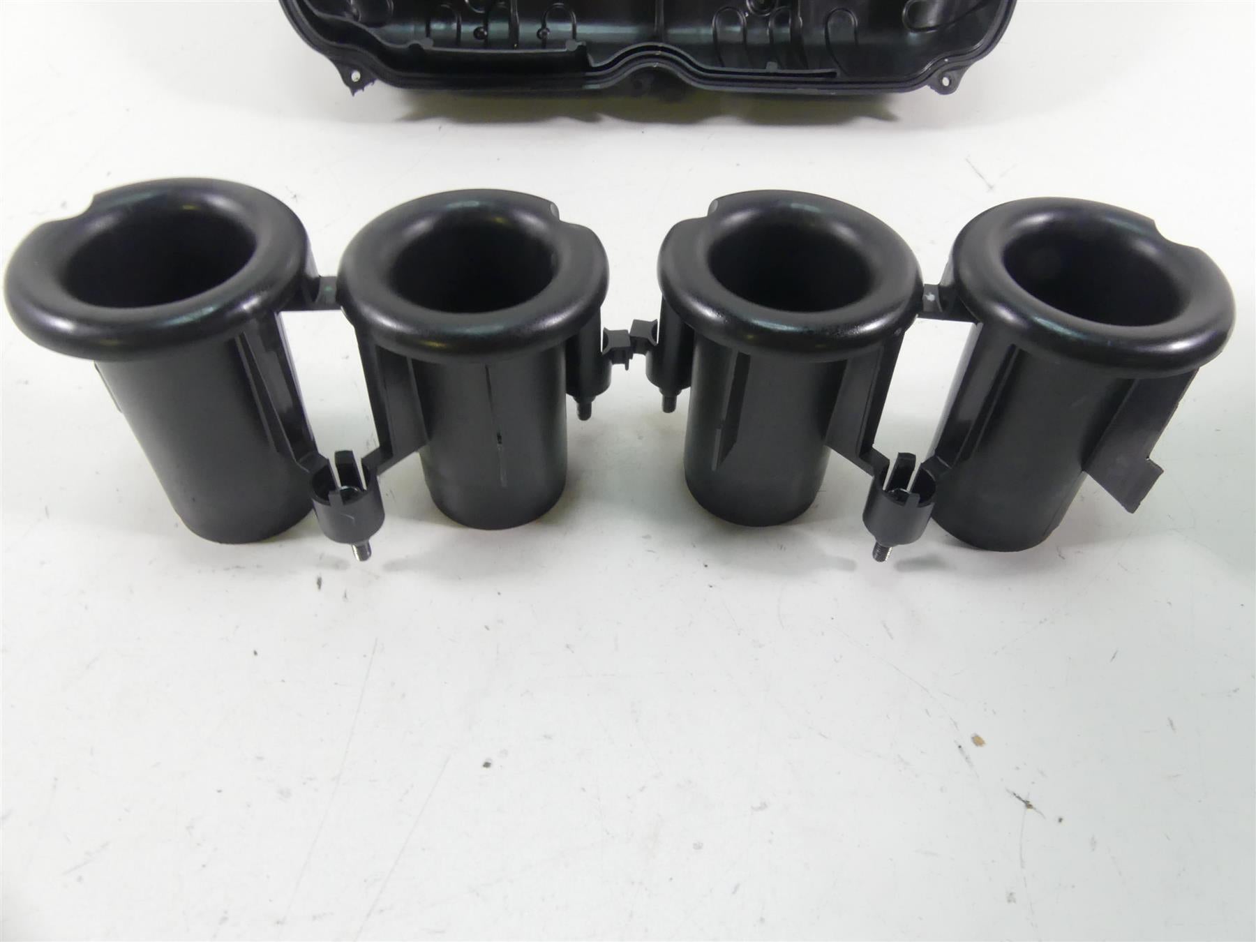 2021 Honda CBR600RR Air Box Filter Cleaner Breather & Injectors 17220-MFJ-D00 {{ shop.shopifyCountryName }} - Mototech271