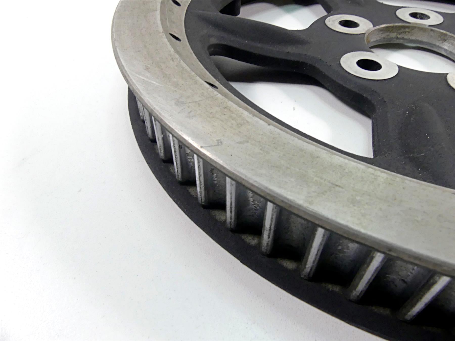 2005 Harley Sportster XL1200 C Rear Drive Belt Pulley 68t 1 1/8" 40354-04 {{ shop.shopifyCountryName }} - Mototech271