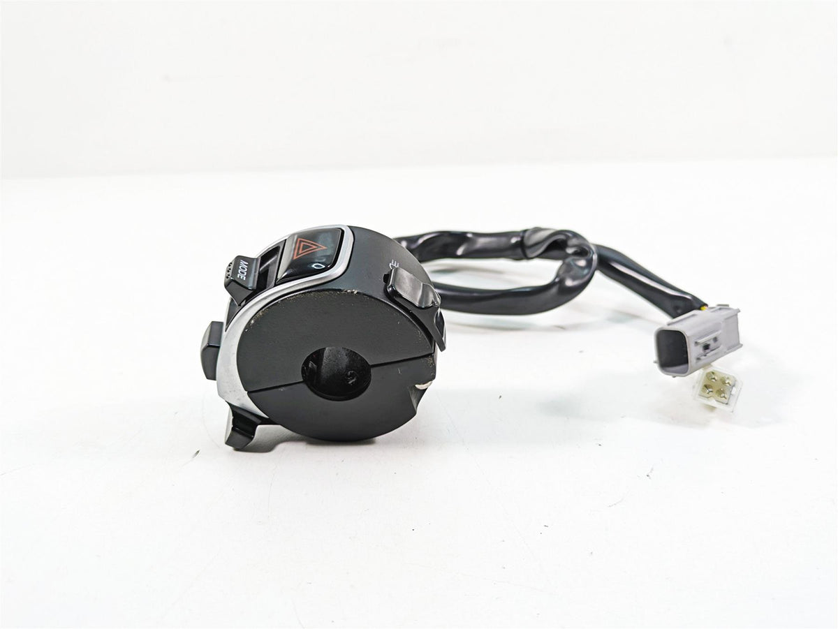 2020 Moto Guzzi V85 TT Adventure Right Hand Start Stop Control Switch 2D000528 {{ shop.shopifyCountryName }} - Mototech271