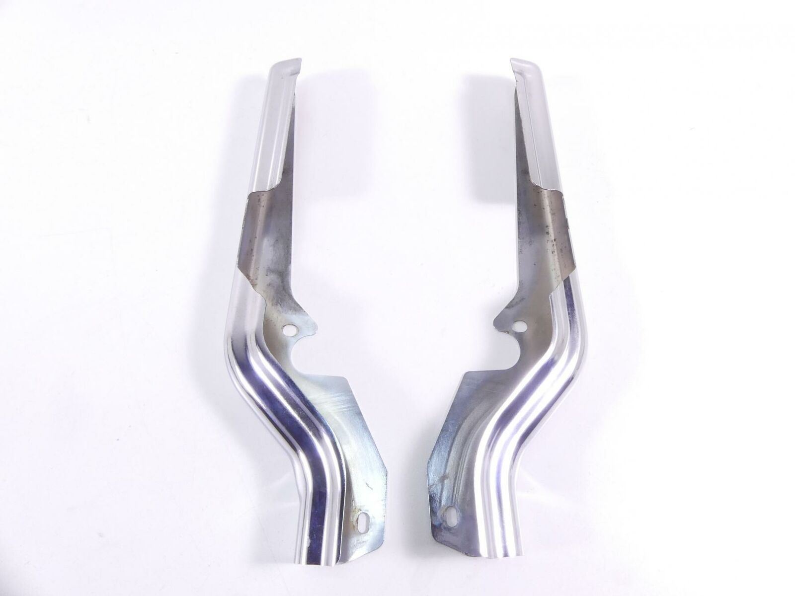 2006 Harley Touring FLHTCUI Electra Glide Rear Frame Chrome Struts 47502-97 {{ shop.shopifyCountryName }} - Mototech271