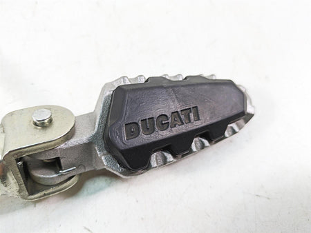 2020 Ducati Scrambler 1100 Sport Pro Right Footpeg & Brake Pedal 45721002AA {{ shop.shopifyCountryName }} - Mototech271