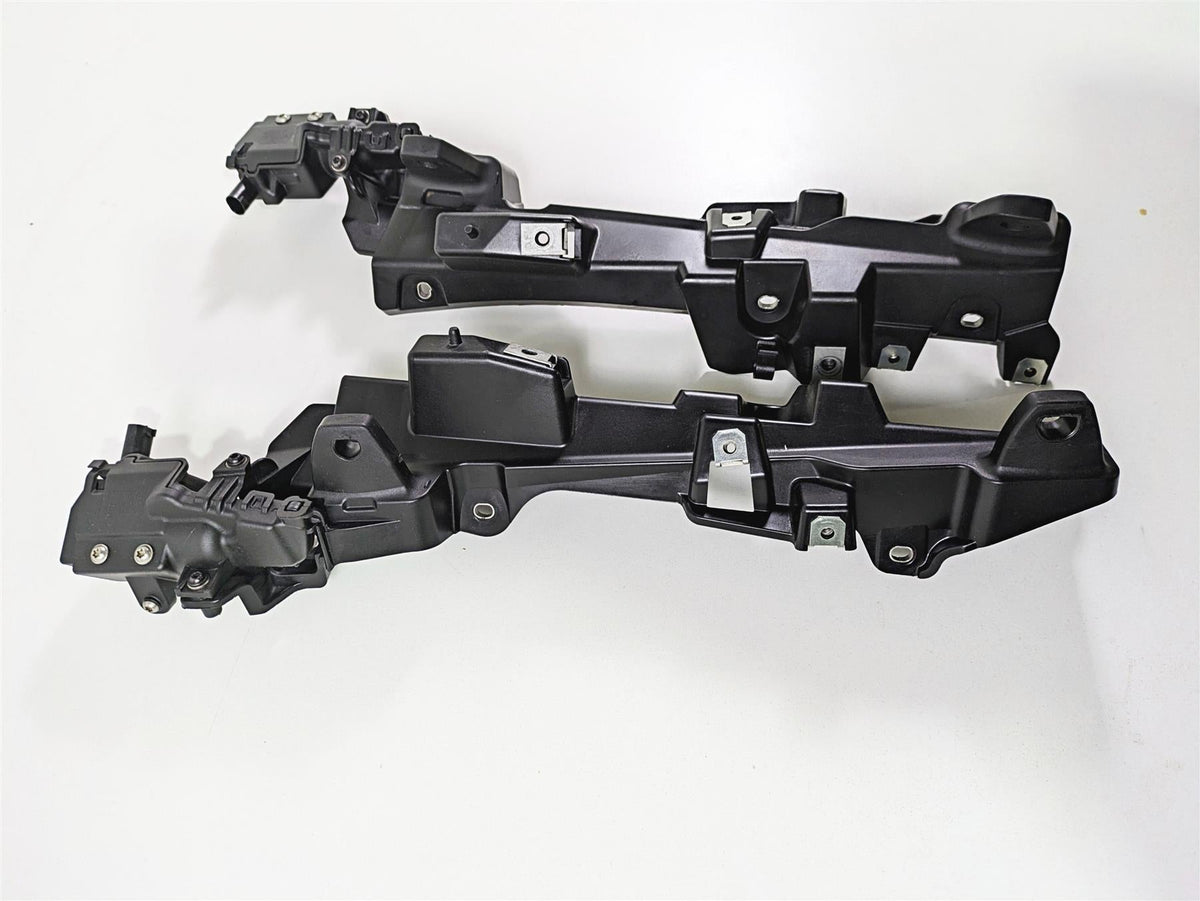 2019 BMW R1250RT K52 Saddlebag Mount Holder Set 46547728665 46547728666 {{ shop.shopifyCountryName }} - Mototech271