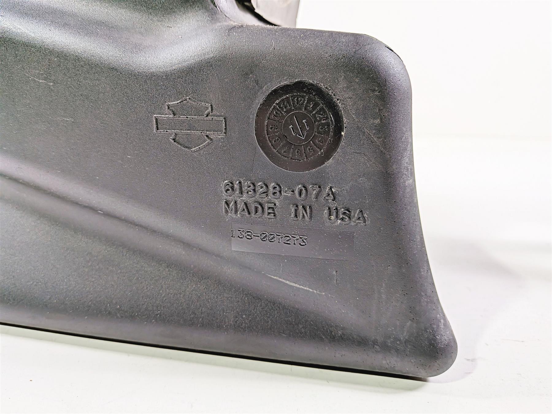 2011 Harley VRSCDX Night Rod Plastic Fuel Gas Petrol Tank Reservoir 61328-07A {{ shop.shopifyCountryName }} - Mototech271