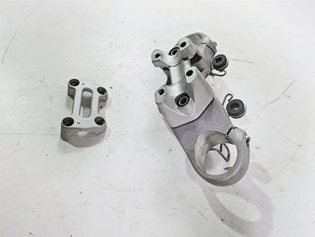 2009 Ducati Monster 1100 S Upper Triple Tree & Handlebar Mount Riser 34120681A {{ shop.shopifyCountryName }} - Mototech271