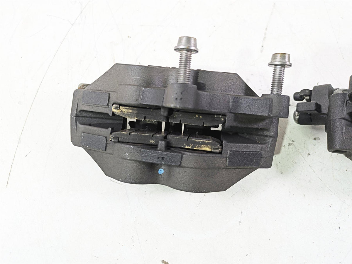 2015 BMW K1600 GT K48 Front Brake Caliper Set Tokico 34117726766 34117728943 {{ shop.shopifyCountryName }} - Mototech271