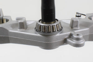 2009 BMW F800 ST K71 Lower Triple Tree Fork Clamp Yoke Stem 31427724818 | Mototech271