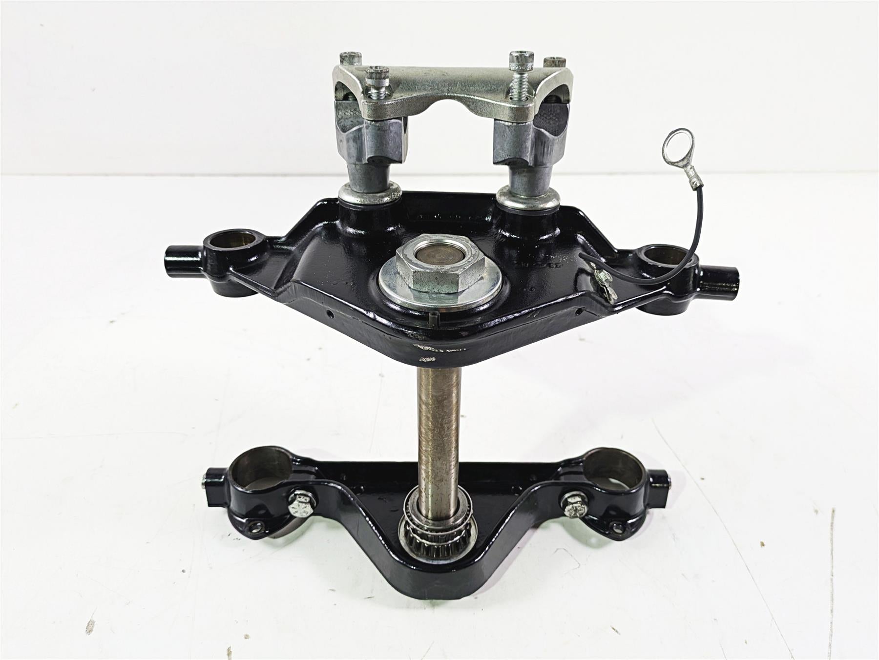 2008 Harley Touring FLHTP Electra Glide Upper Lower Triple Tree 41mm 45446-87A {{ shop.shopifyCountryName }} - Mototech271