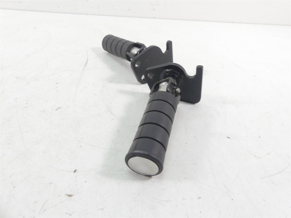 2002 Yamaha XVS1100 V-Star Rear Passenger Footpeg Foot Rest Set 5EL-27430-00-00 {{ shop.shopifyCountryName }} - Mototech271