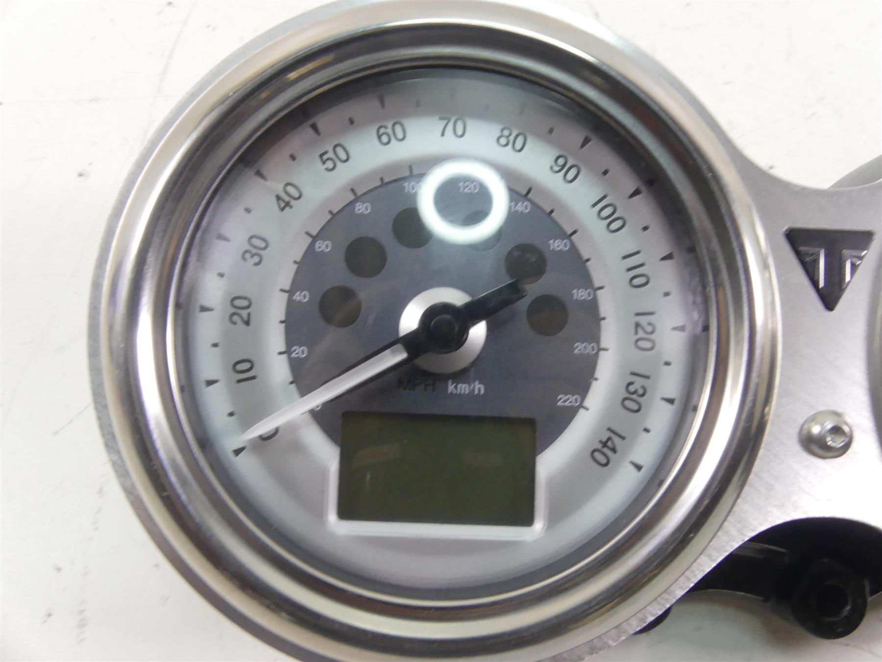 2017 Triumph Thruxton 1200 R Speedometer Speedo Gauges Instrument