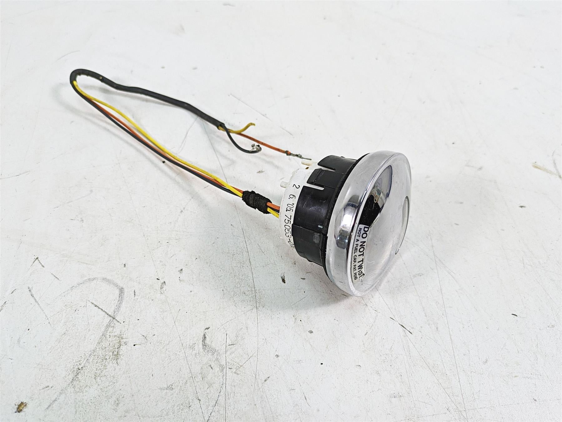2006 Harley FLSTI Softail Heritage Fuel Gas Petrol Level Gauge - Read 75053-01B {{ shop.shopifyCountryName }} - Mototech271