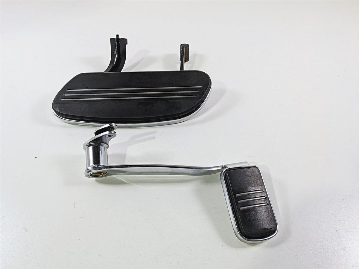 2016 Harley Touring FLHX Street Glide Right Floor Board & Brake Pedal 50674-05 {{ shop.shopifyCountryName }} - Mototech271