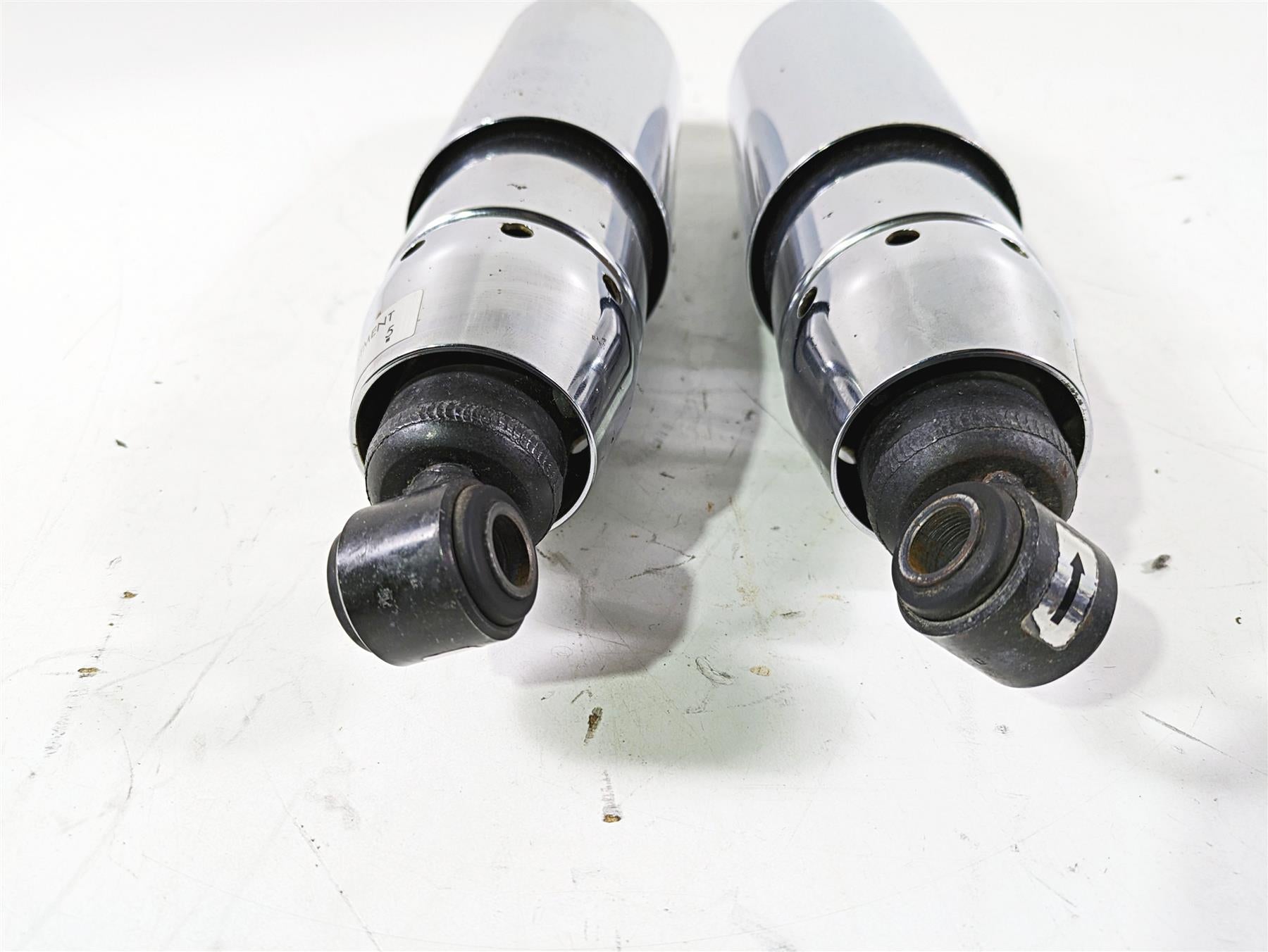 2012 Harley FLD Dyna Switchback Rear Suspension Damper Shock Set 12" 54537-08A {{ shop.shopifyCountryName }} - Mototech271