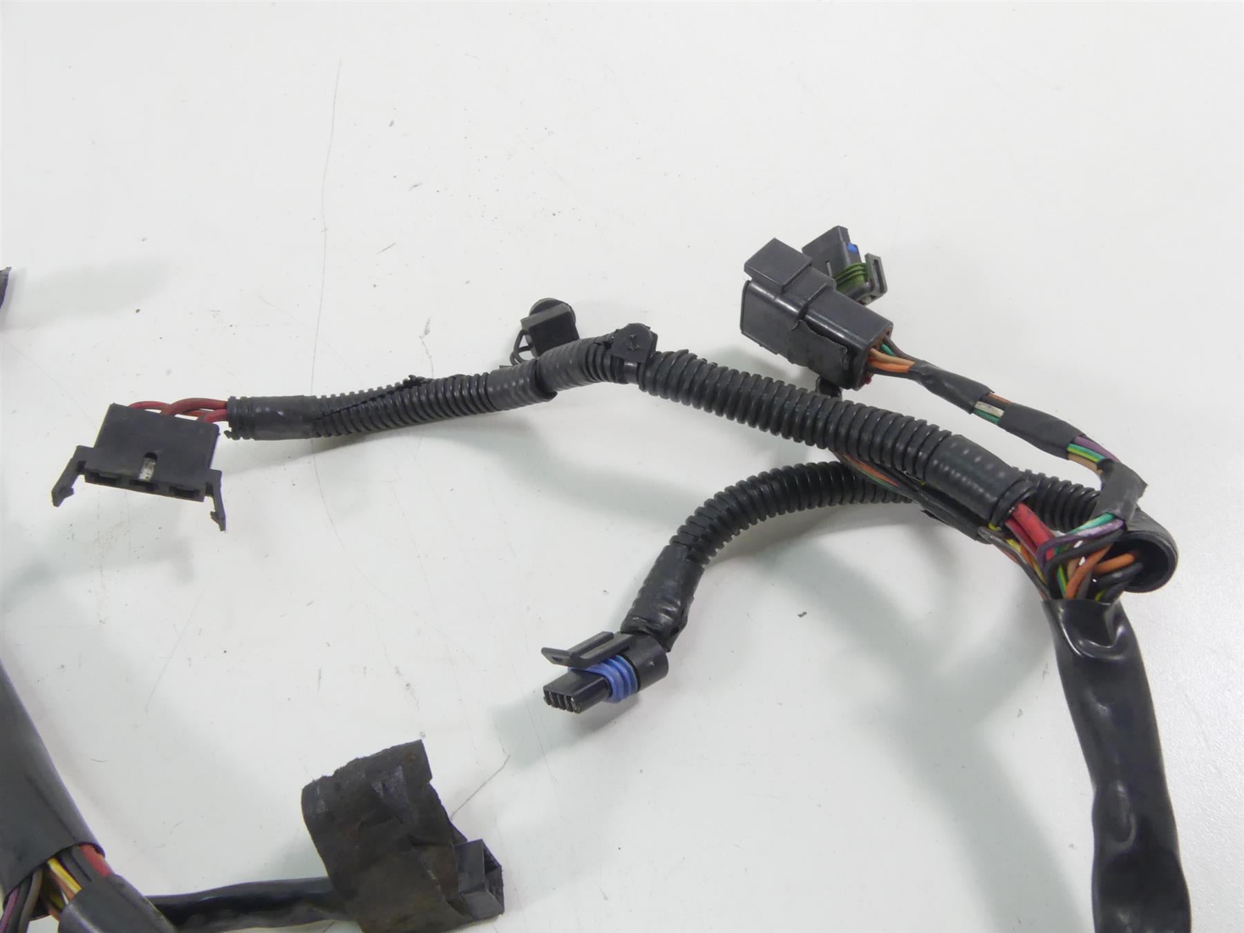 2004 Harley FXDWGI Dyna Wide Glide Rear Footpeg & Mounting Arm Set 527 2004 Harley FXDWGI Dyna Wide Glide Rear Footpeg & Mounting Arm Set 527