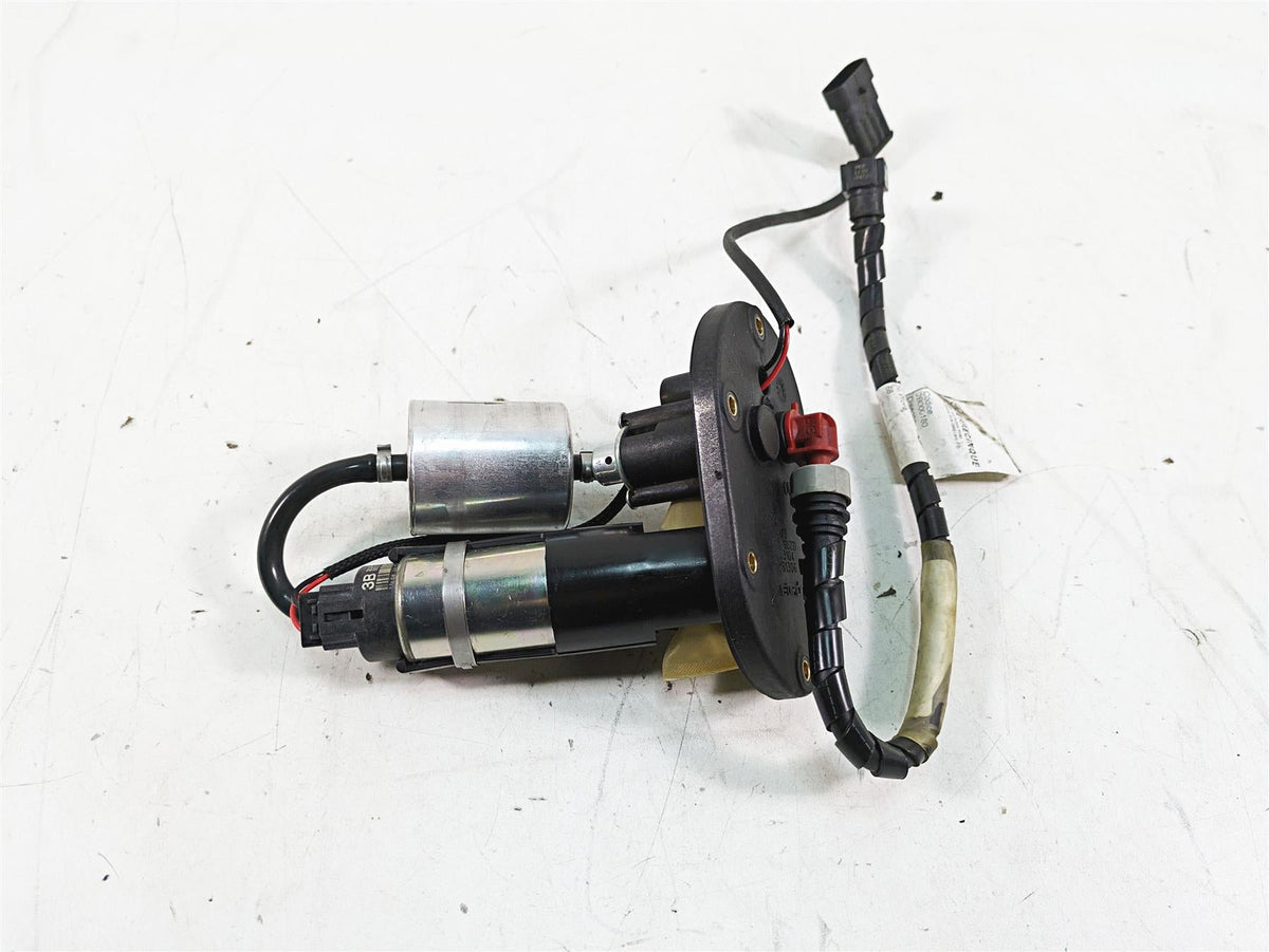 2014 Moto Guzzi California 1400 T Fuel Gas Petrol Pump - Tested B063104 {{ shop.shopifyCountryName }} - Mototech271
