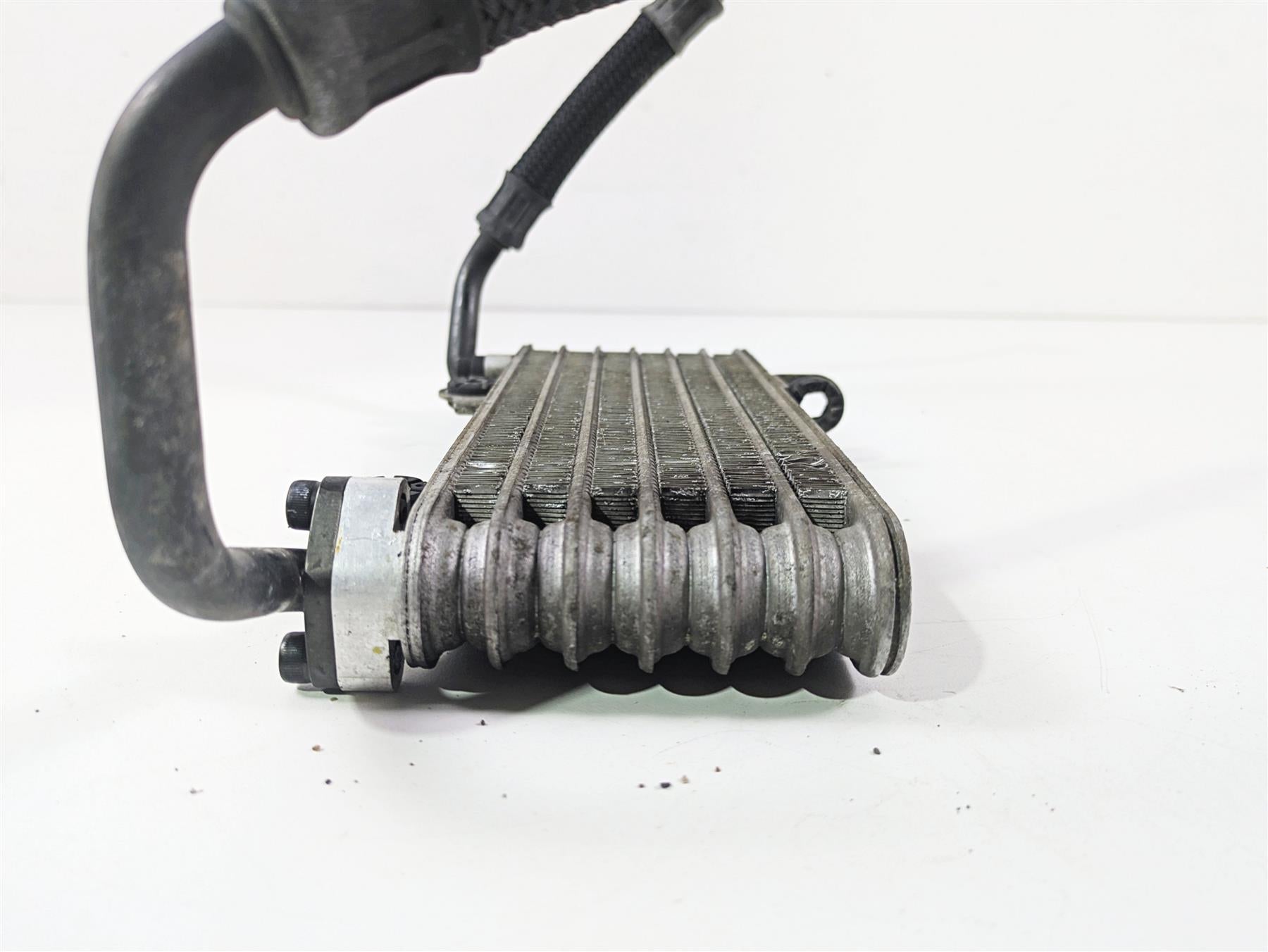 2006 Suzuki GSXR1000 K6 Oil Cooler & Lines 16600-40F10 {{ shop.shopifyCountryName }} - Mototech271