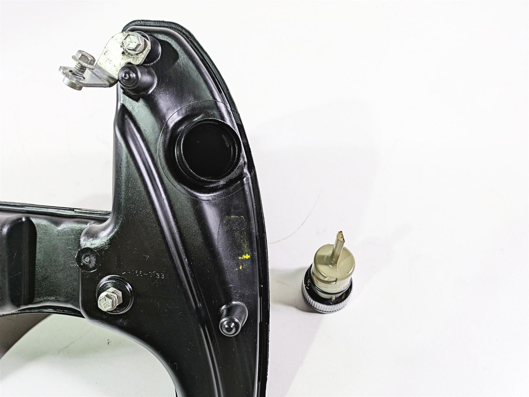 2009 Harley XR1200 Sportster Oil Tank Reservoir & Dipstick 62888-08 {{ shop.shopifyCountryName }} - Mototech271